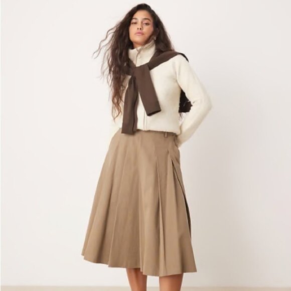 Mr. Jax Vintage Wool Pleated Skirt Beige - Picture 10 of 10